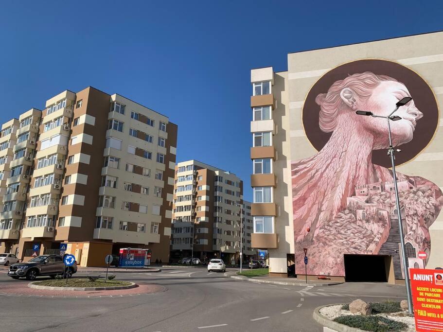 Lovely Bacau 1 Bedroom Apartment Esterno foto